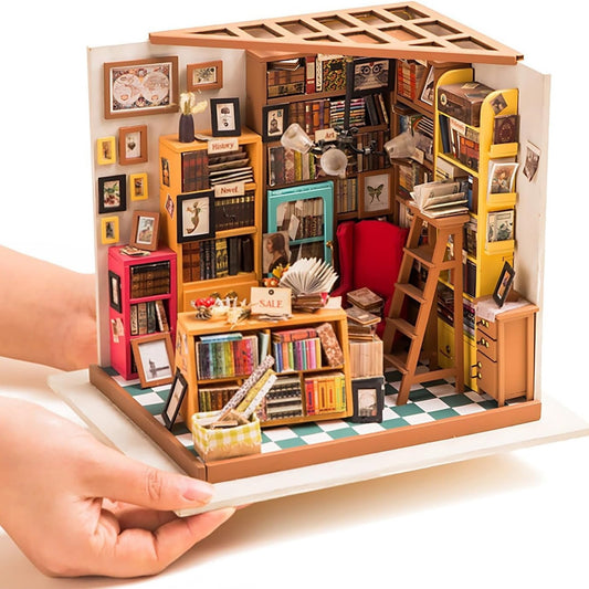 DIY Miniature Dollhouse Kit Bookstore Wooden Model